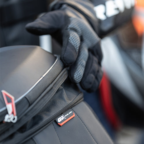 GIVI ST607+ BORSA DA SELLA ESTENSIBILE 22 LITRI